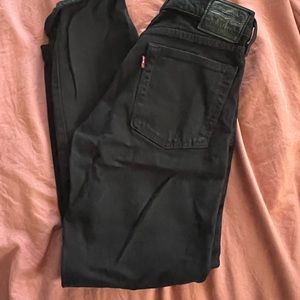 Levi’s wedgie straight jeans